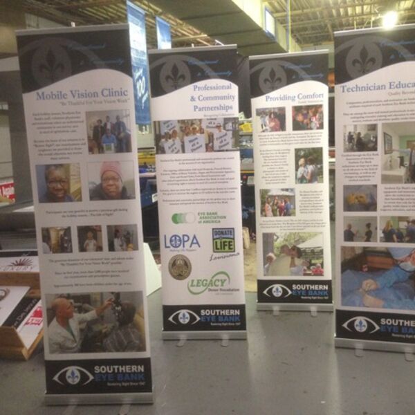 Retractable banners Thumbnail